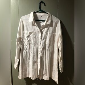 White button up long sleeve blouse. Size large